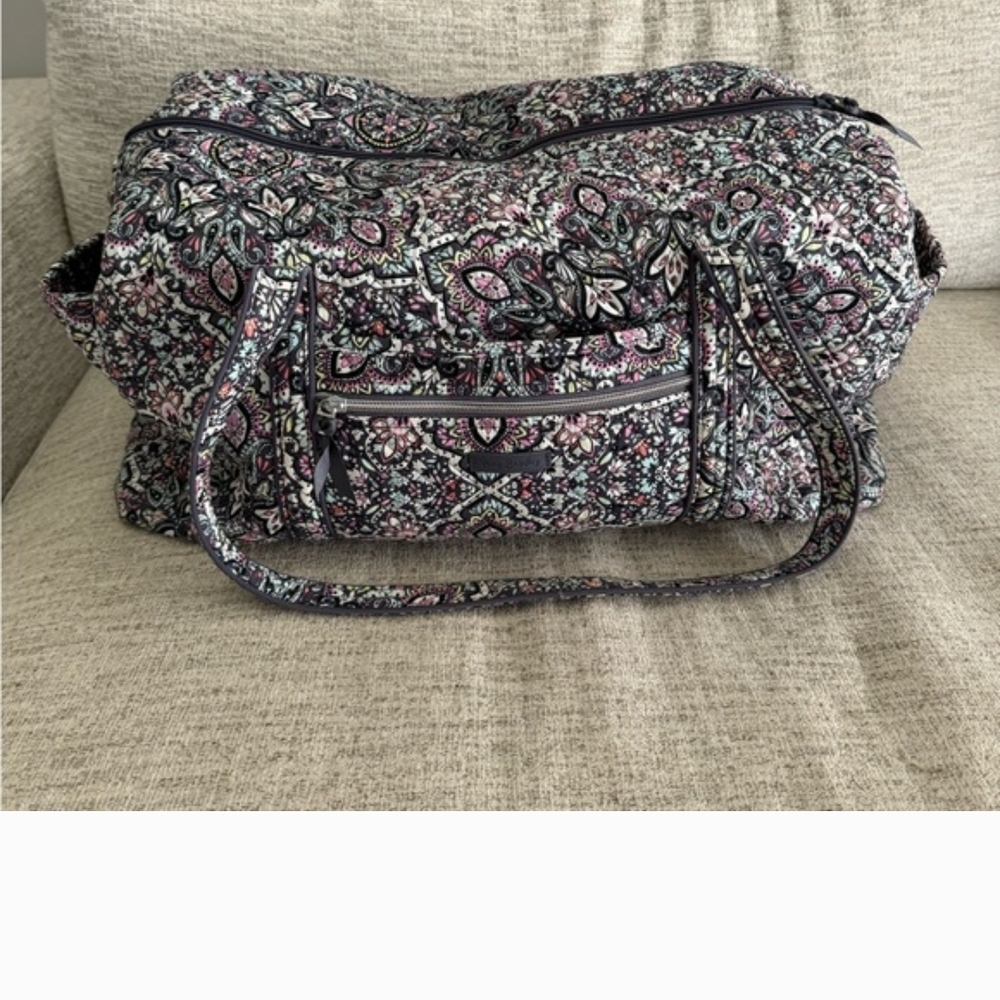 Vera Bradley Large Duffle Bag- GRAY & Pink & Blue & Black & White - Picture 1 of 6